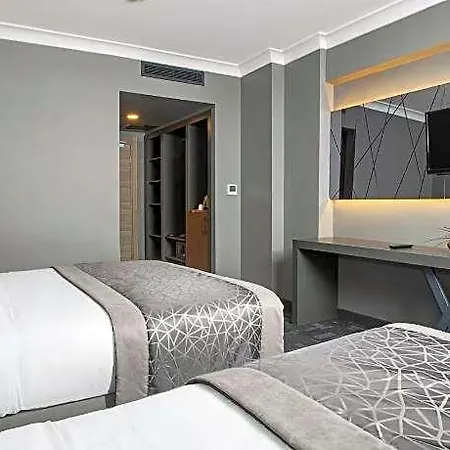 Luxon Sakarya 4*
